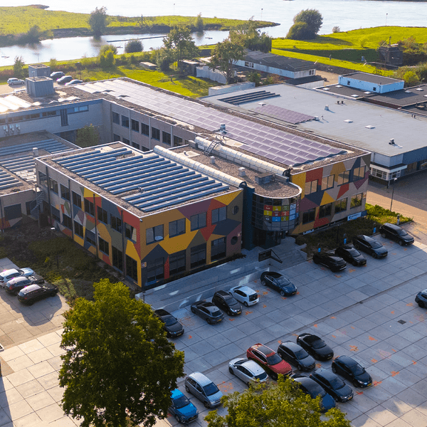 foto van gasfabriek pand waar Frescon zit.